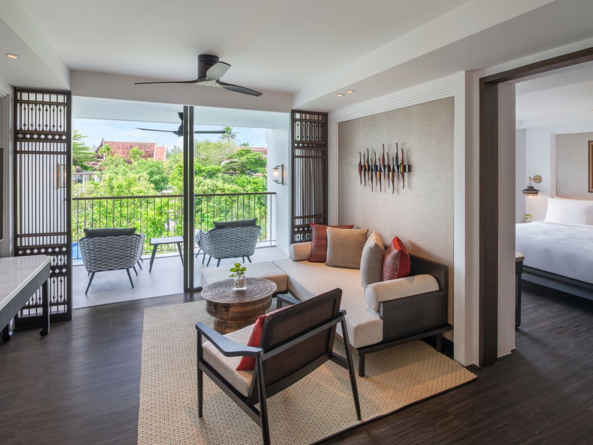 Living and Dining Area